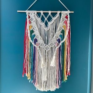 Macrame wall hanging